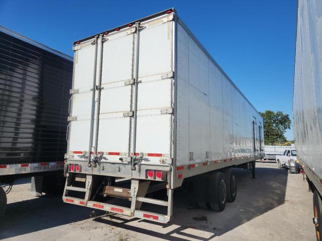 1UYVS2484DM630308 - 2013 UTILITY VS2RA Beyaz fotoğraf 4