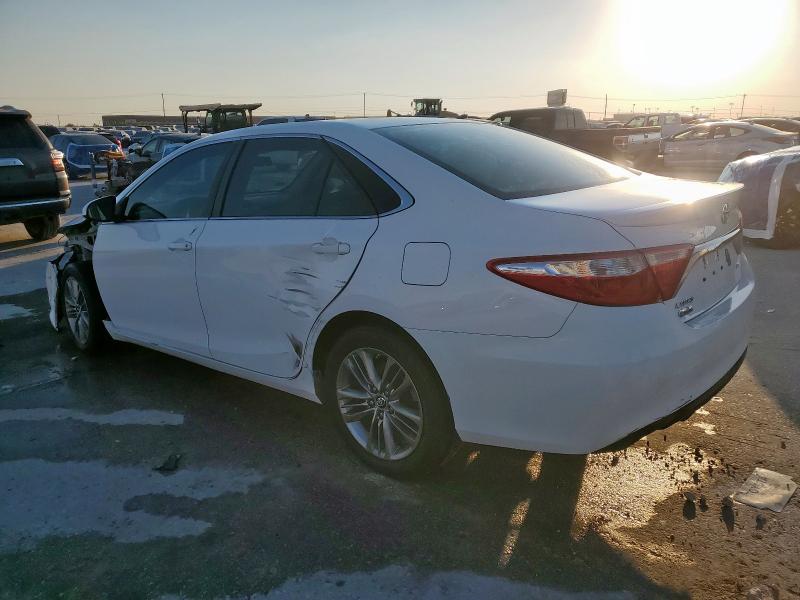 4T1BF1FKXFU995342 - 2015 TOYOTA CAMRY LE WHITE photo 2