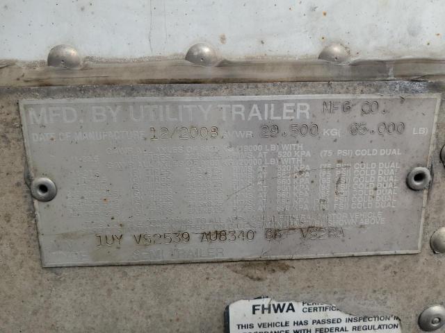 1UYVS2539AU834066 - 2010 UTILITY VS2RA 白色 照片 10