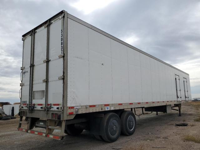 1UYVS2539AU834066 - 2010 UTILITY VS2RA 白色 照片 4