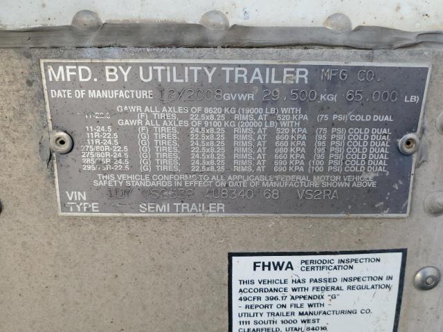 1UYVS2532AU834068 - 2010 UTILITY VS2RA თეთრი ფოტო 10