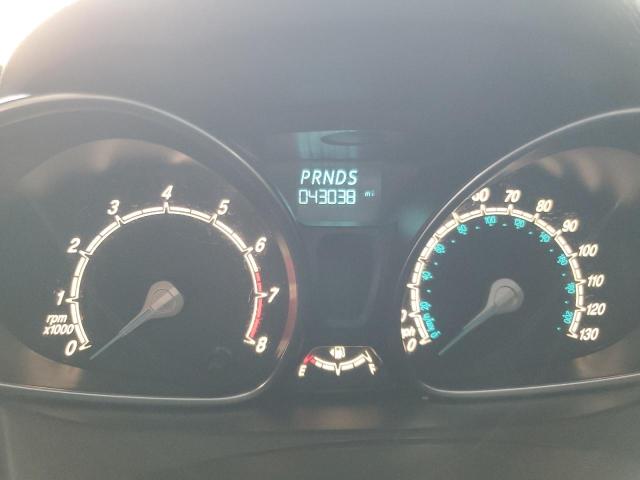 3FADP4BJ6JM135143 - 2018 FORD FIESTA SE SILVER photo 9