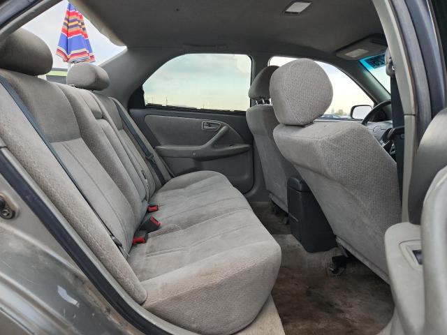 JT2BG22K510537679 - 2001 TOYOTA CAMRY CE GRAY photo 10