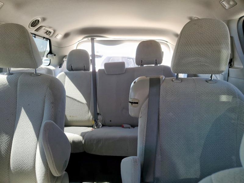 5TDKK3DC4DS298306 - 2013 TOYOTA SIENNA LE მუქწითელი ფოტო 10