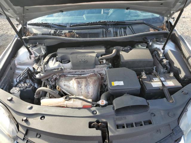 4T1BF1FK6GU241047 - 2016 TOYOTA CAMRY LE ვერცხლისფერი ფოტო 11