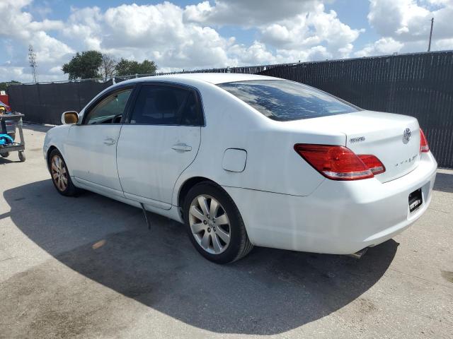 4T1BK36B46U119244 - 2006 TOYOTA AVALON XL WHITE photo 2