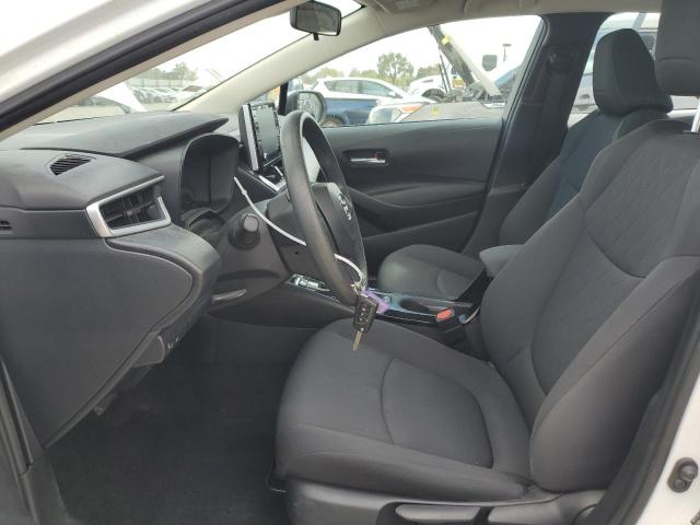 5YFEPMAE5MP157165 - 2021 TOYOTA COROLLA LE Blanc photo 7