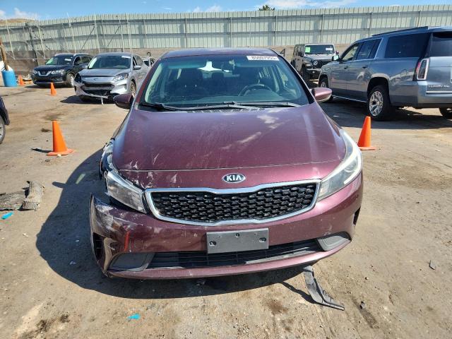 3KPFL4A78JE248932 - 2018 KIA FORTE LX Burgund zdjęcie 5