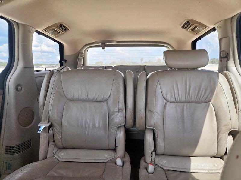 5TDYK4CC2AS291917 - 2010 TOYOTA SIENNA XLE TAN photo 10