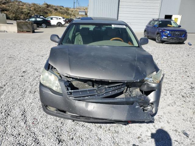 4T1BK36BX6U145864 - 2006 TOYOTA AVALON XL GRAY photo 5