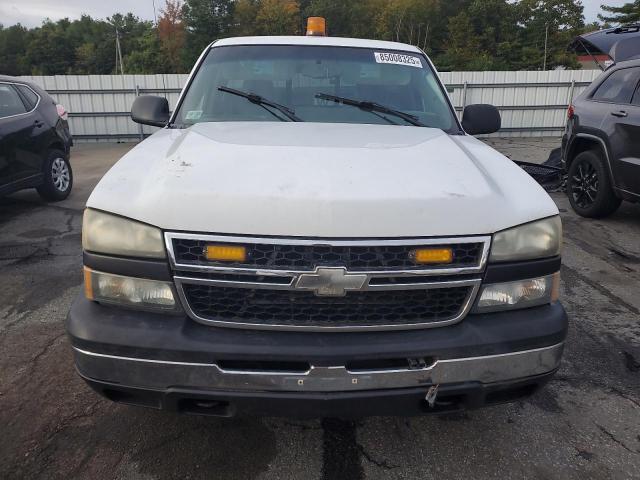 1GCEC14Z57Z150378 - 2007 CHEVROLET SILVERADO C1500 CLASSIC WHITE photo 5