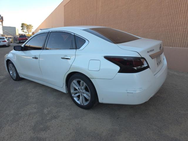 1N4AL3AP7EC184826 - 2014 NISSAN ALTIMA 2.5 WHITE photo 3