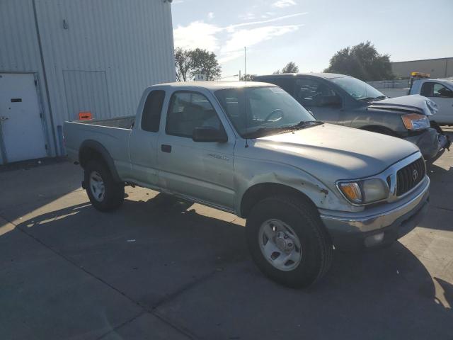 5TEWM72N13Z230344 - 2003 TOYOTA TACOMA XTRACAB Silber Foto 4