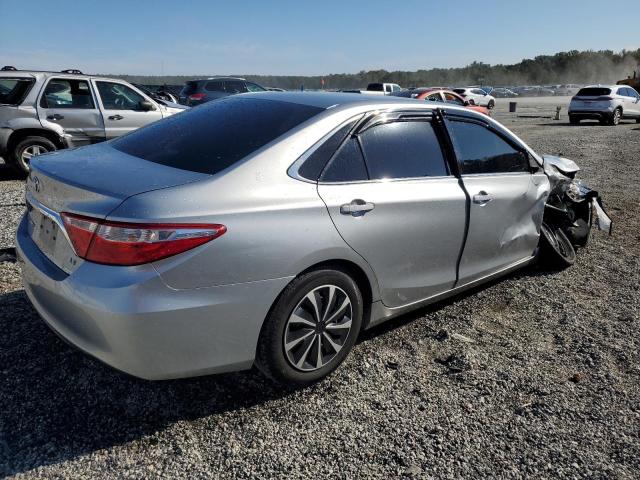 4T1BF1FK7FU924504 - 2015 TOYOTA CAMRY LE SILVER photo 3