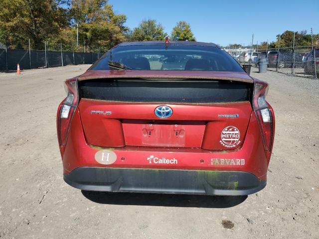 JTDKARFU5H3538935 - 2017 TOYOTA PRIUS RED photo 6
