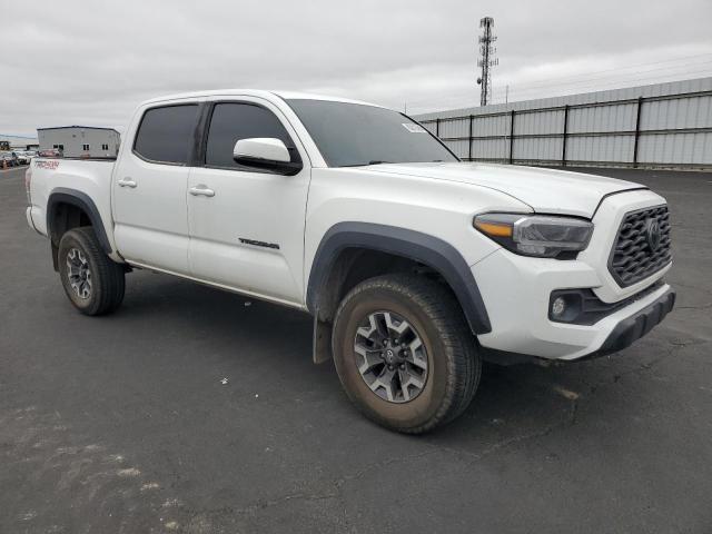 3TMCZ5AN8NM530005 - 2022 TOYOTA TACOMA DOUBLE CAB WHITE photo 4