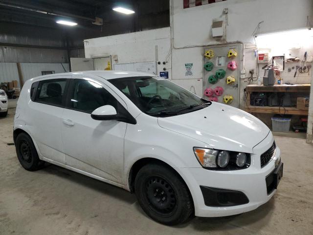 1G1JA6SH4G4170428 - 2016 CHEVROLET SONIC LS WHITE photo 4