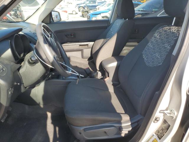KNDJT2A25A7063563 - 2010 KIA SOUL + SILVER photo 7