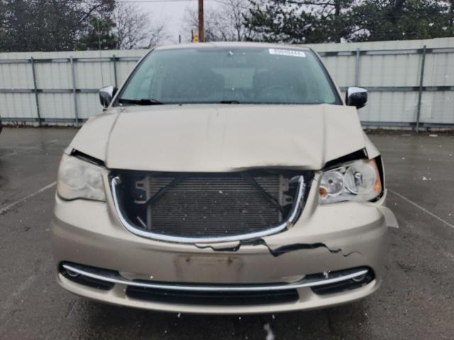 2C4RC1CG5ER168775 - 2014 CHRYSLER TOWN & COU TOURING L TAN photo 5