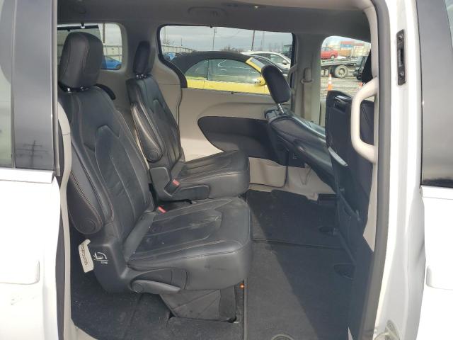 2C4RC1EG4HR827060 - 2017 CHRYSLER PACIFICA TOURING L PLUS WHITE photo 11