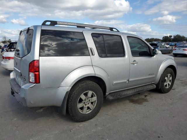 5N1AR18W15C716397 - 2005 NISSAN PATHFINDER LE ვერცხლისფერი ფოტო 3