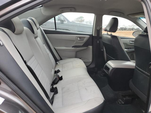 4T1BF1FK9GU188893 - 2016 TOYOTA CAMRY LE GRAY photo 10