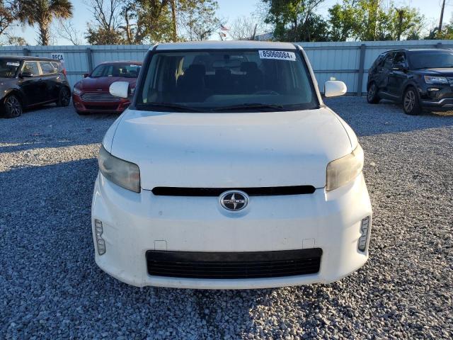 JTLZE4FE4FJ067968 - 2015 TOYOTA SCION XB 白色 照片 5