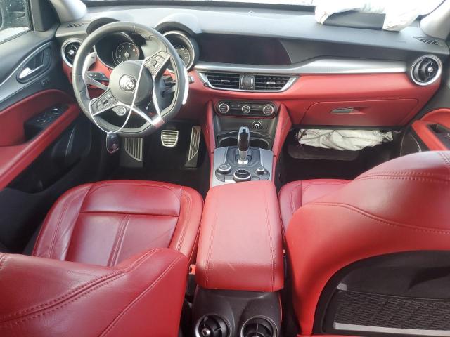 ZASFAKPN3J7B75637 - 2018 ALFA ROMEO STELVIO SPORT Schwarz Foto 8