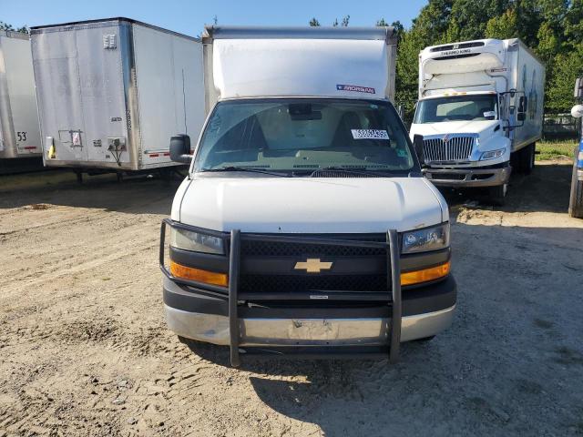 1GB0GRFPXK1185342 - 2019 CHEVROLET EXPRESS G3 WHITE photo 5