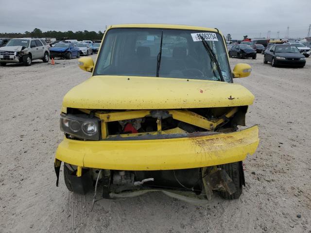 JTLKT334X54017988 - 2005 TOYOTA SCION XB 黄色 照片 5