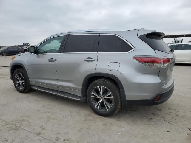 5TDKKRFH7GS136041 - 2016 TOYOTA HIGHLANDER XLE SILVER photo 2
