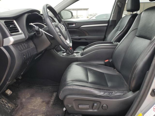 5TDKKRFH7GS136041 - 2016 TOYOTA HIGHLANDER XLE SILVER photo 7