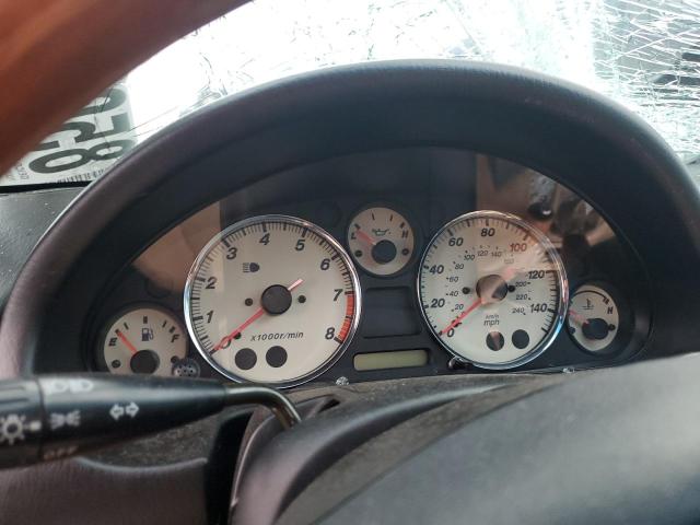 JM1NB353110211925 - 2001 MAZDA MX-5 MIATA BASE GREEN photo 9