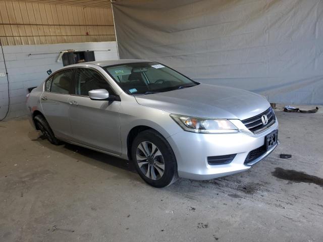 1HGCR2F31DA033221 - 2013 HONDA ACCORD LX GRAY photo 4