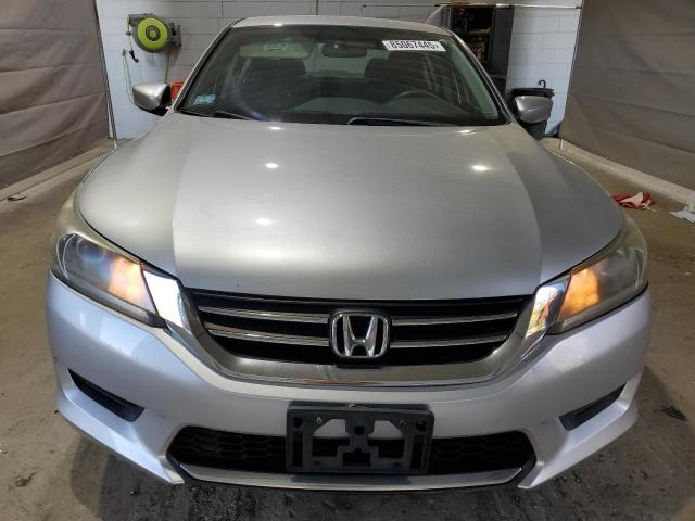 1HGCR2F31DA033221 - 2013 HONDA ACCORD LX GRAY photo 5