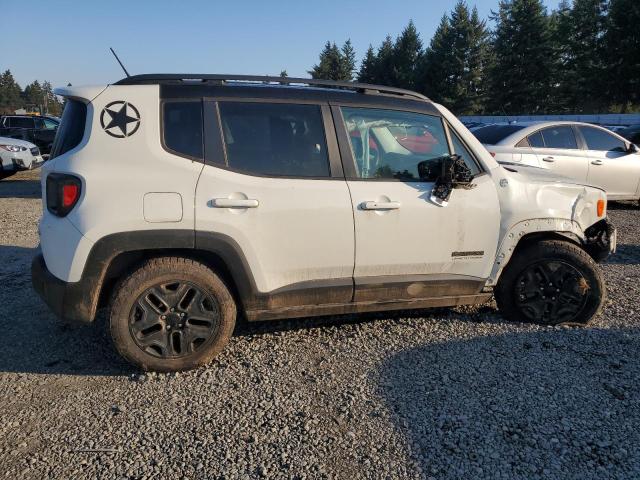 ZACCJBCBXHPE84784 - 2017 JEEP RENEGADE TRAILHAWK WHITE photo 3