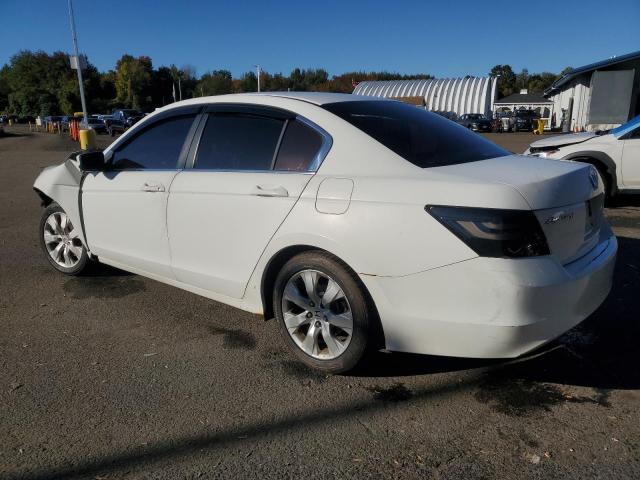 1HGCP2F77AA143176 - 2010 HONDA ACCORD EX WHITE photo 2