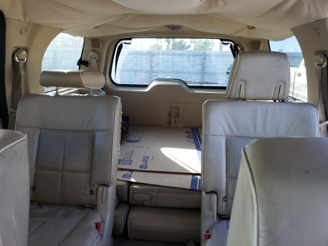 5LMFU275X7LJ07859 - 2007 LINCOLN NAVIGATOR შავი ფოტო 10