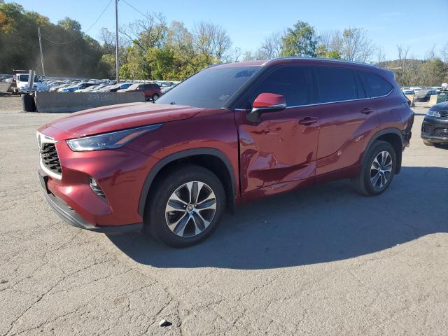 2022 TOYOTA HIGHLANDER XLE, 