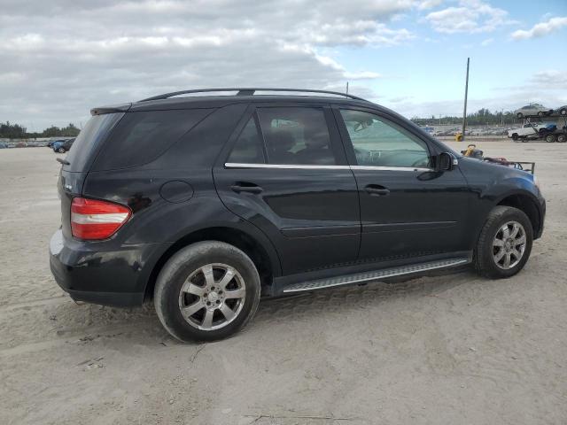 4JGBB22E87A254224 - 2007 MERCEDES-BENZ ML 320 CDI BLACK photo 3