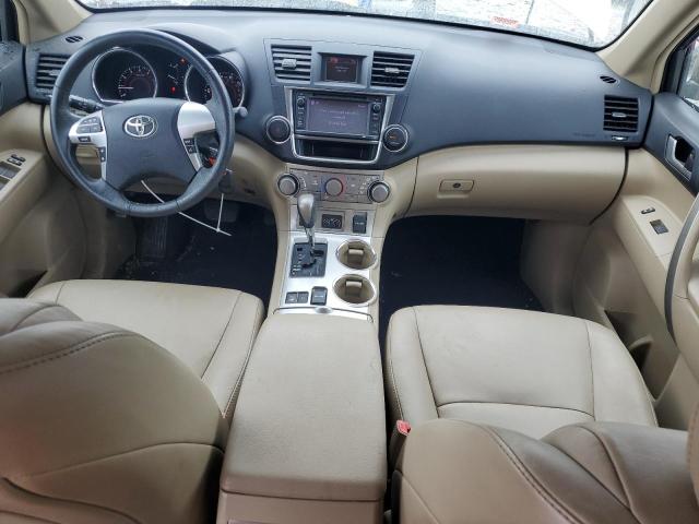 5TDBK3EH4DS180430 - 2013 TOYOTA HIGHLANDER BASE Beige photo 8