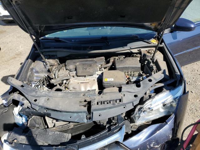 4T1BF1FK4HU623045 - 2017 TOYOTA CAMRY LE BLUE photo 11