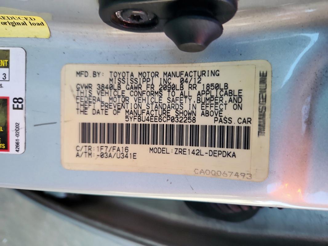 5YFBU4EE6CP032258 - 2012 TOYOTA COROLLA BASE Gümüş fotoğraf 12