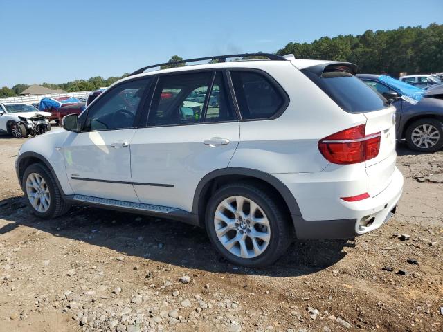 5UXZV4C52CL751481 - 2012 BMW X5 XDRIVE35I WHITE photo 2