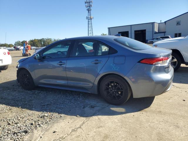 5YFEPRAE3LP138626 - 2020 TOYOTA COROLLA LE CHARCOAL photo 2