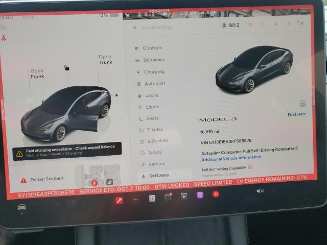 5YJ3E1EA3PF596576 - 2023 TESLA MODEL 3 Gris foto 9
