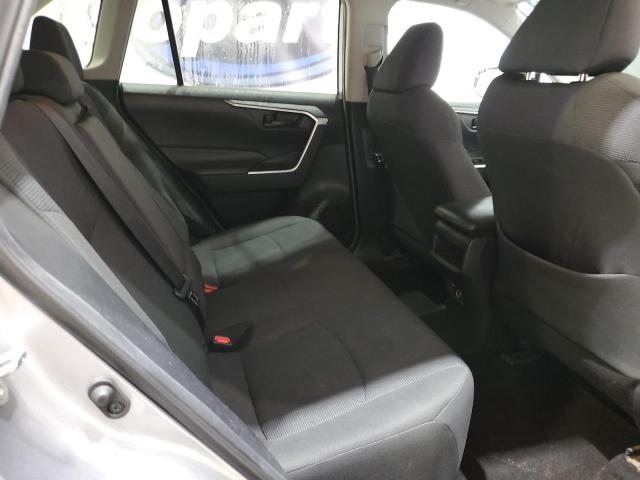 2T3H1RFVXLC058951 - 2020 TOYOTA RAV4 LE SILVER photo 11
