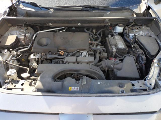 2T3H1RFVXLC058951 - 2020 TOYOTA RAV4 LE SILVER photo 12
