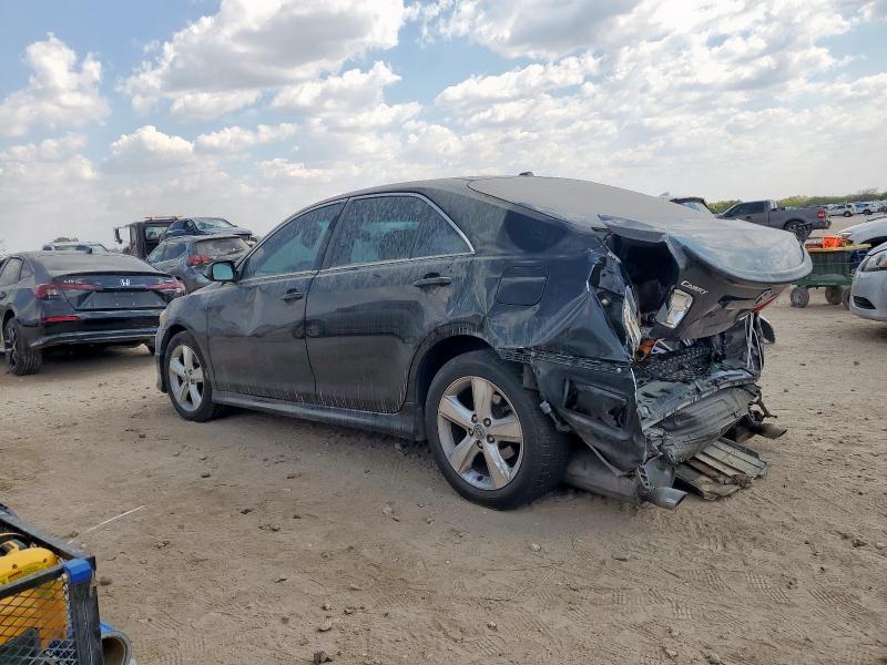4T1BK3EK7BU125437 - 2011 TOYOTA CAMRY SE BLACK photo 2