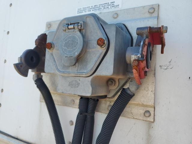 1UYVS2532GP669615 - 2016 UTILITY VS2DX WHITE photo 7